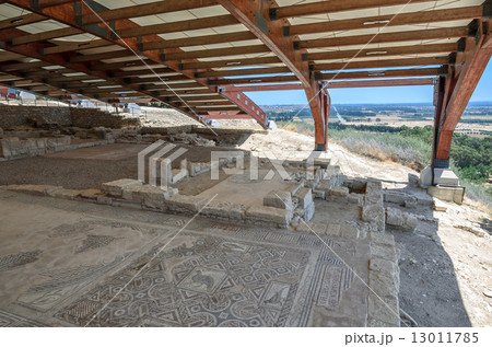 Ruins of ancient town Kourion on Cyprus 13011785