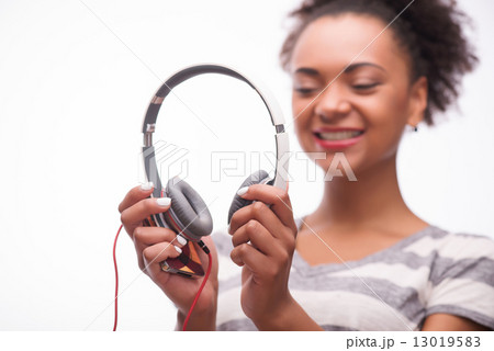 Everybody loves music 13019583
