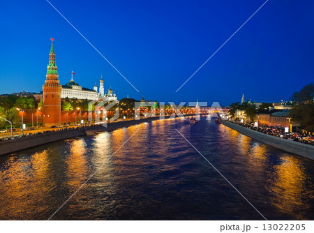 Kremlin in Moscow at night Kremlin in Moscow at night 13022205