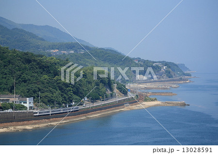 周防大橋から望む山陽本線115系 周防大橋から望む山陽本線115系 13028591