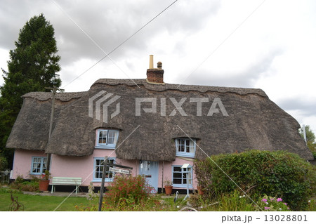 茅葺屋根の家 茅葺屋根の家 13028801