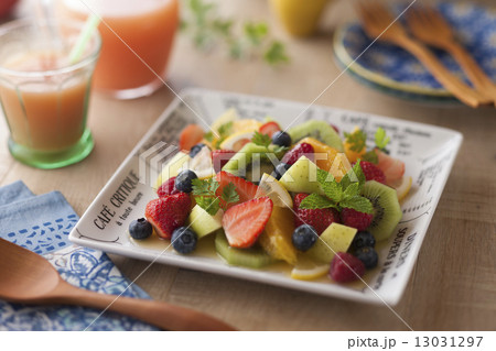 フルーツプレート 13031297