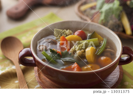 ベジブロスを使った野菜スープ ベジブロスを使った野菜スープ 13031375