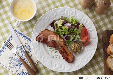 ベーコンステーキ 13031457