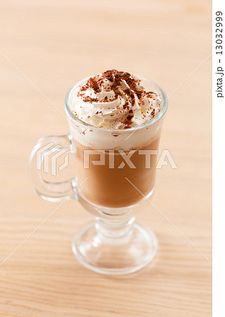 coffee with cream 13032999