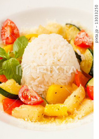 rice with vegetables 13033250