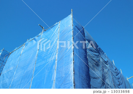 建築現場・ブルーシート 13033698