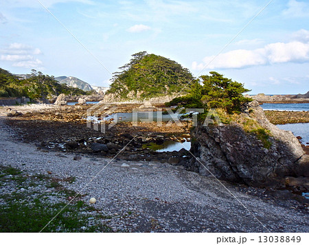 式根島(東京都新島村式根島) 式根島(東京都新島村式根島) 13038849
