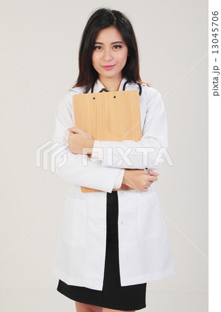 Doctor with clipboard 13045706