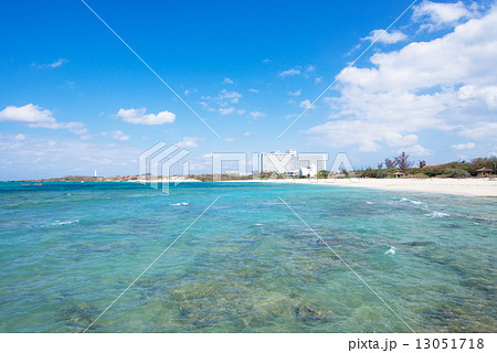 沖縄のビーチ・宇座海岸 13051718