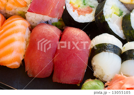 lunch with  sushi dish 13055105