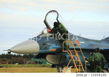 F-2戦闘機 13058100