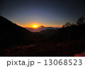 日の出と富士 13068523