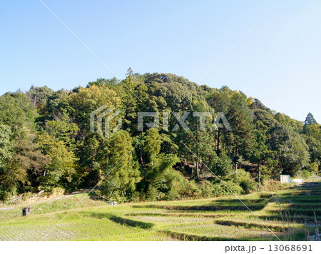 日本の田舎(秋の山あいの風景) 日本の田舎(秋の山あいの風景) 13068691