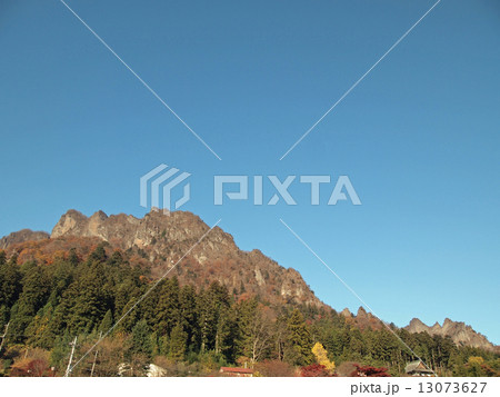 妙義山の秋 13073627