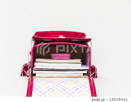 ランドセルとその中身 13076431