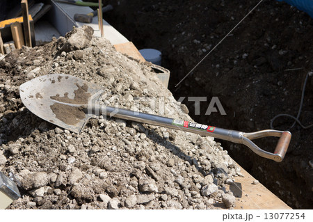 スコップ 13077254