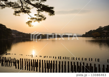 南湖公園の夕焼け 南湖公園の夕焼け 13086463