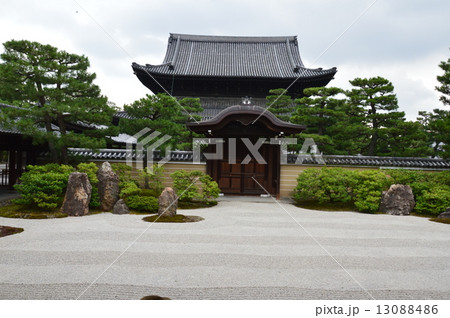 方丈の石庭(大雄苑)（建仁寺／京都市東山区小松町） 13088486