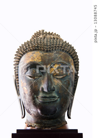 静かな顔 銅造 釈迦 涅槃 仏像