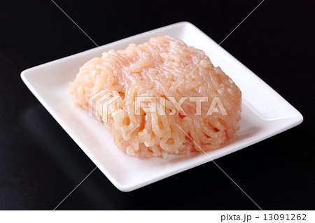 鶏胸肉のひき肉 13091262