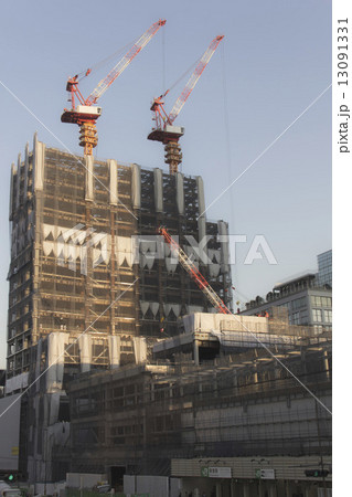 ビル建設　新宿南口　JR新宿ミライナタワー 13091331
