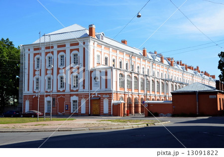 St. Petersburg State University, one of the most beautiful ancient buildings in St. Petersburg 13091822
