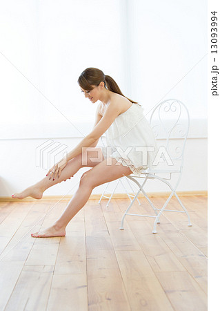 肌の綺麗な女性 肌の綺麗な女性 13093994