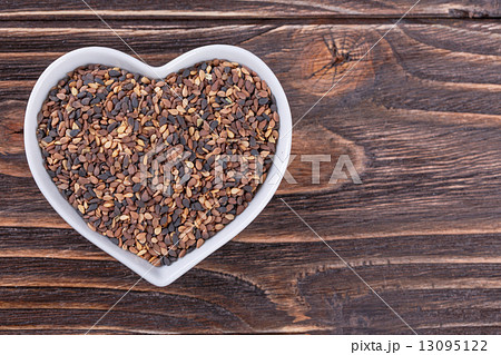 sesame seeds 13095122