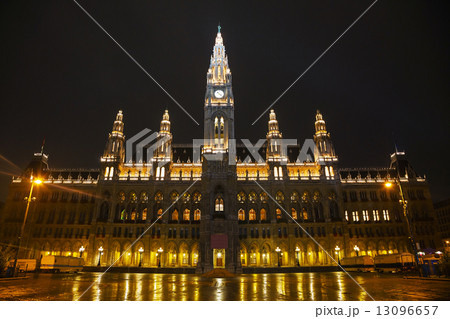 Rathaus building in Vienna, Austria Rathaus building in Vienna, Austria 13096657