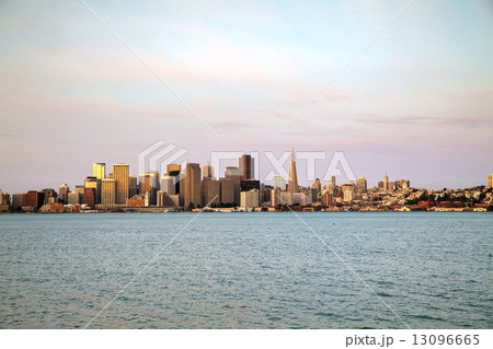 Downtown of San Francisco as seen from the bay Downtown of San Francisco as seen from the bay 13096665