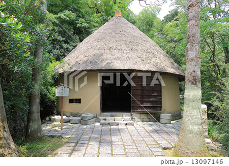 高松市四国村,かつて和三盆糖,白下糖製造に関わった「砂糖〆小屋」 高松市四国村,かつて和三盆糖,白下糖製造に関わった「砂糖〆小屋」 13097146