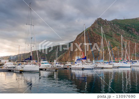 Yacht marina 13097690