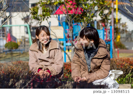 女子友と記念写真 女子友と記念写真 13098515