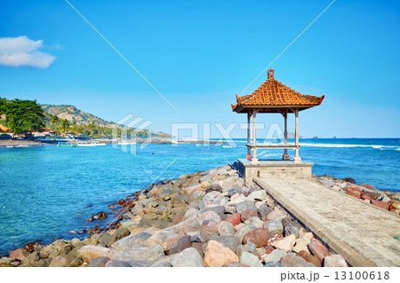 Traditional Balinese gazebo with ocean view 13100618