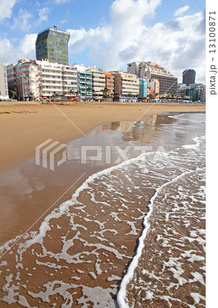 Spain. Gran Canaria island. Las Palmas de Gran Canaria. Las Cant 13100871