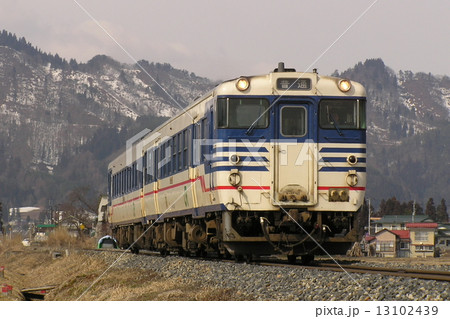 米坂線キハ47+キハ58 13102439