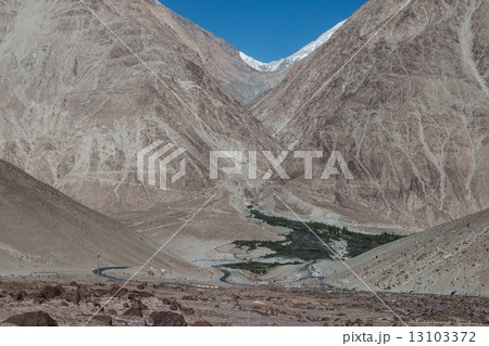 Himalayan landscape 13103372