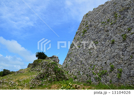 世界遺産 中城城跡（沖縄県中頭郡北中城村･中城村） 13104026