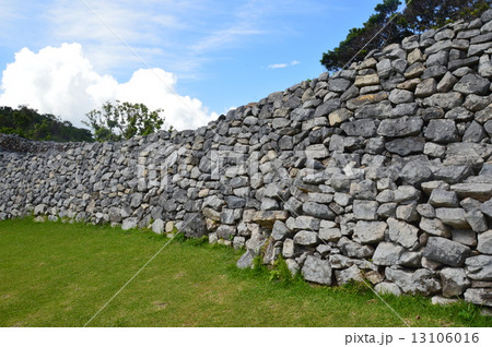 史跡･今帰仁城跡（沖縄県国頭郡今帰仁村） 13106016