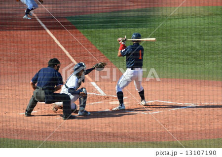 野球〜左打者･捕手･審判（イメージ） 13107190