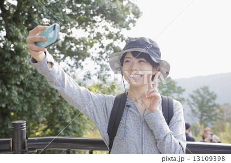 山ガール 13109398