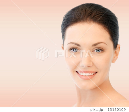 beautiful young woman face beautiful young woman face 13120109