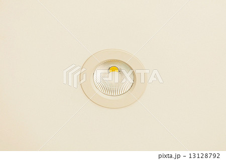 The built in lamp in a ceiling 13128792