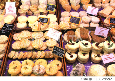 フランスチーズ　フロマージュ 13129592