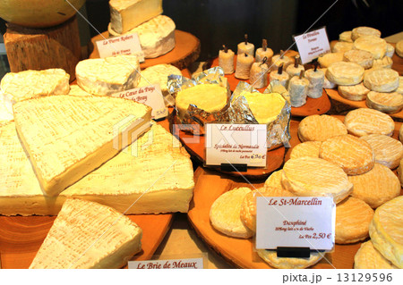 フランスチーズ　フロマージュ 13129596