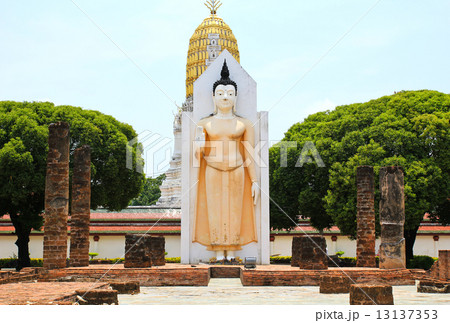 Wat Phra Sri Rattana Mahathat Temple, Phitsanulok , Thailand Wat Phra Sri Rattana Mahathat Temple, Phitsanulok , Thailand 13137353