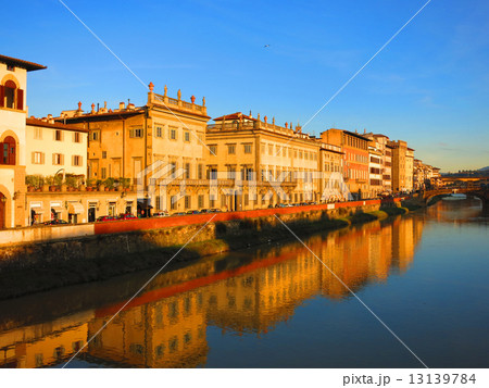 アルノの夕暮れ アルノの夕暮れ 13139784
