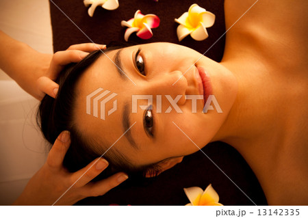 an innocent girl 13142335