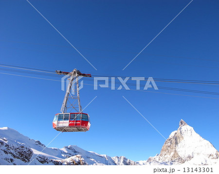 マッターホルンとゴンドラ 13143301
